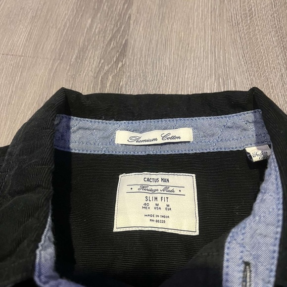 Cactus Man button up - Picture 2 of 3